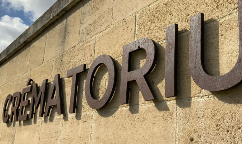 Crémation à Caen : quelles sont les démarches à prévoir pour les familles ?